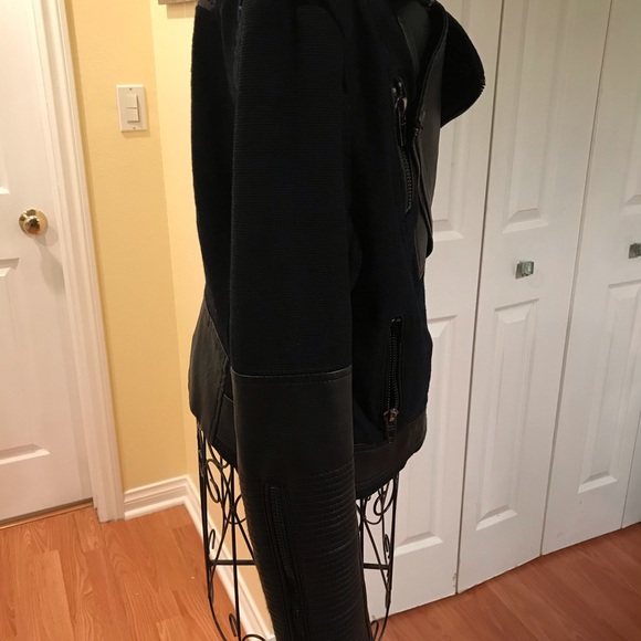 3XHOST PICK🎉Blank NYC Twill & Faux Leather Moto Style Jacket chunky zippers Sm - Picture 9 of 15